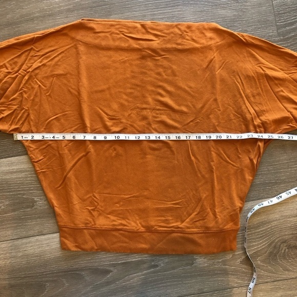 Simply Vera Vera Wang Dolman Sleeve Orange Boatneck Sweater Size Large - Picture 6 of 13